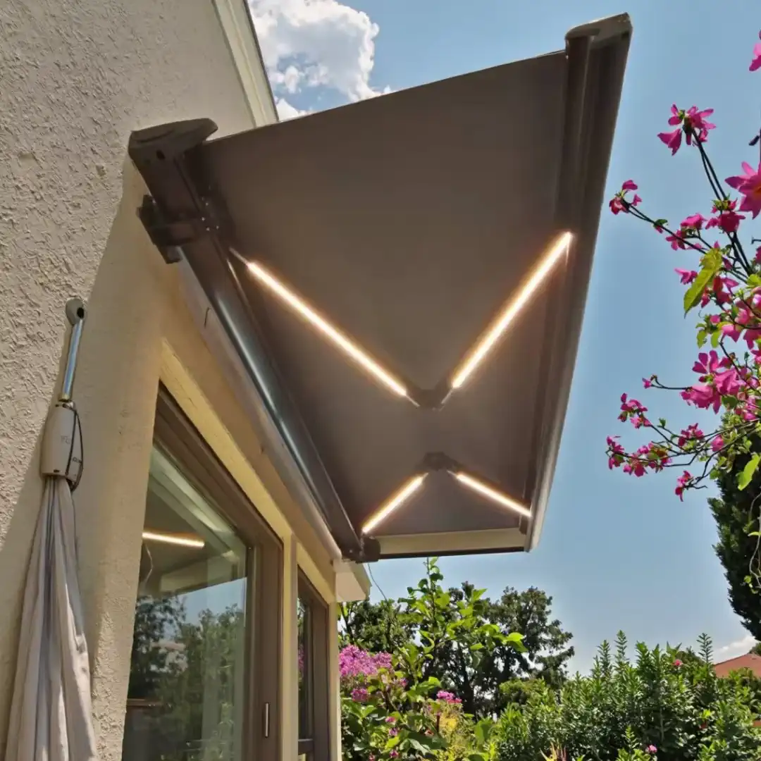 13' x 10' Size Retractable Full Cassette Awning with led light (4x3mtr) for balcony - Image 6
